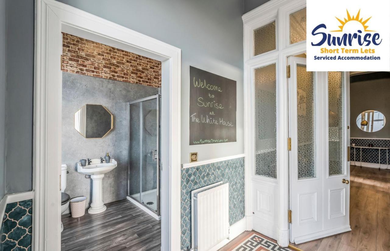 Presidential Apartment, Family Home, Luxury Bedrooms, 2 Rooms, 1 King Bed, 2 Single Beds, Free Wifi, Free Parking, Tourists, Business Travelers, Relocation, Beautiful River Views, - Long Stays, Invoice And Reduced Price Are Only Via Sunrise Short Let Dundee Extérieur photo